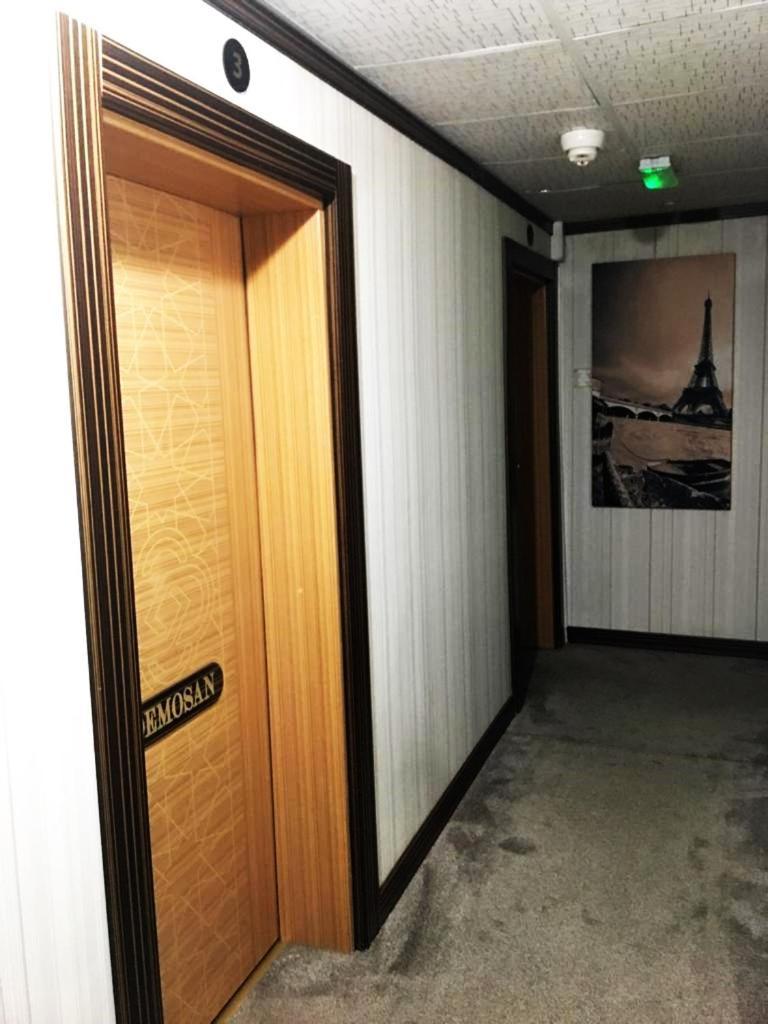 Demosan Hotel Hilden Exterior photo